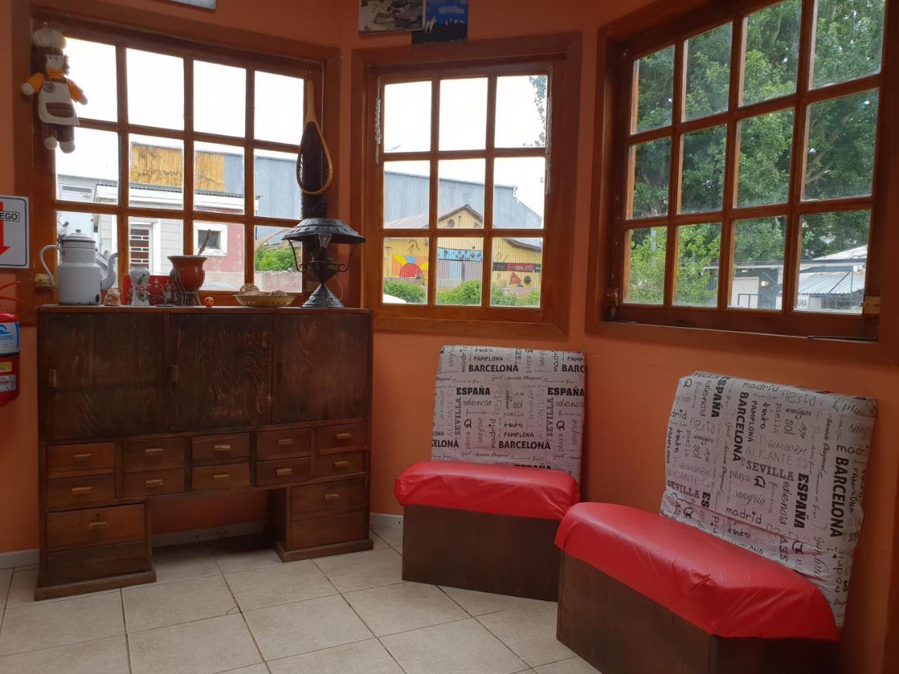 Lo De Momo Alojamiento Turistico Hostel Ushuaia Kültér fotó