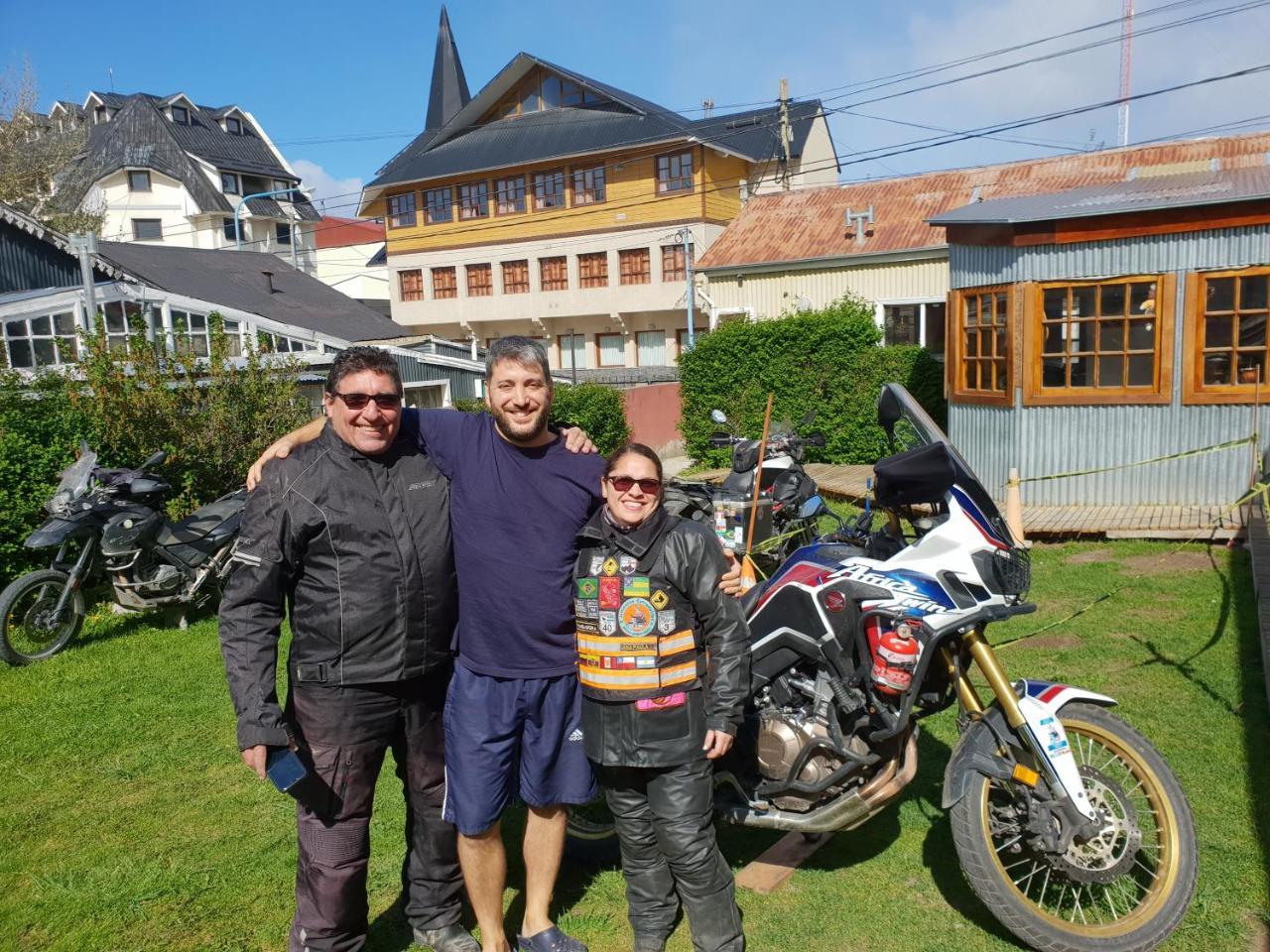 Lo De Momo Alojamiento Turistico Hostel Ushuaia Kültér fotó