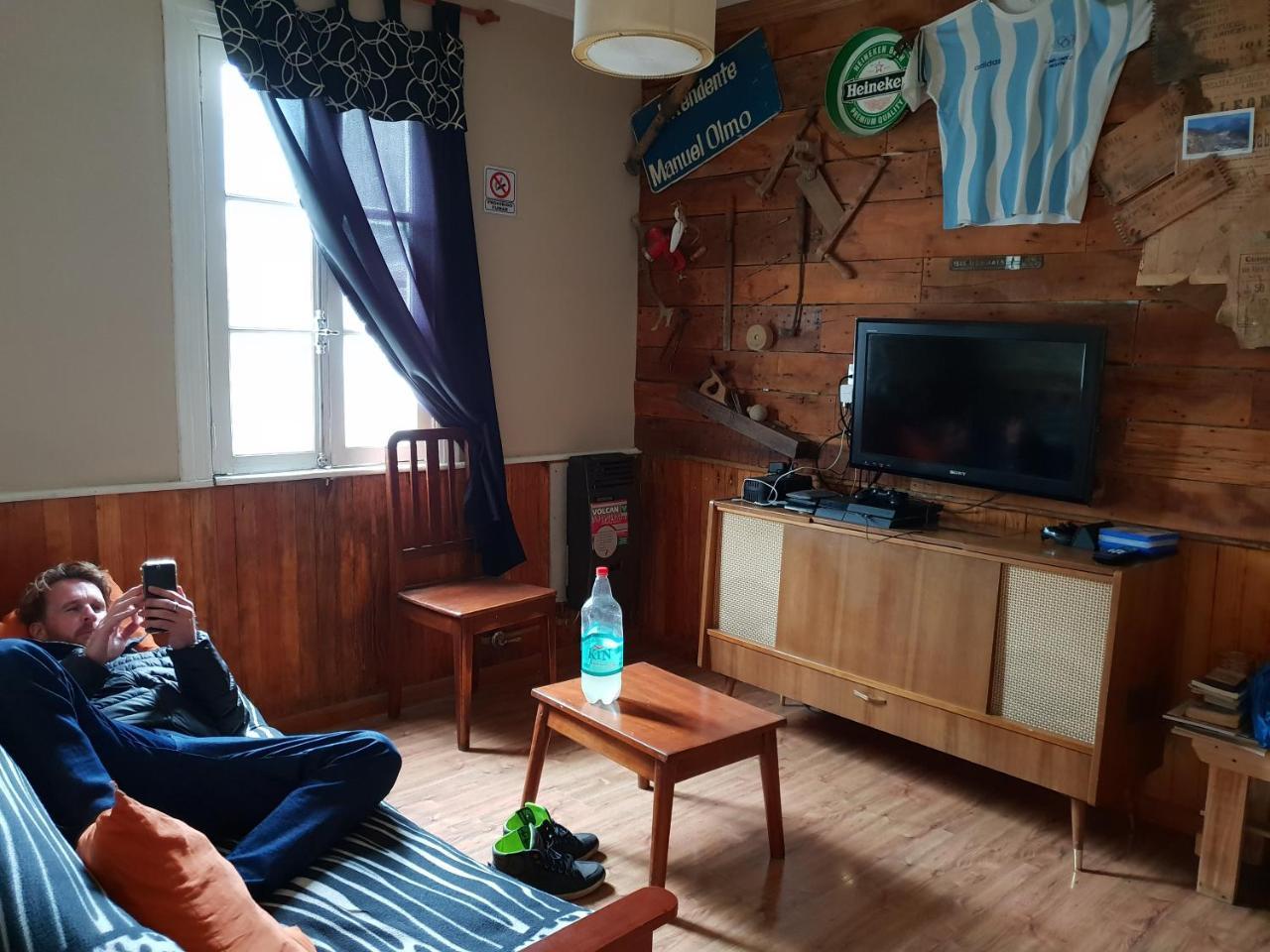 Lo De Momo Alojamiento Turistico Hostel Ushuaia Kültér fotó