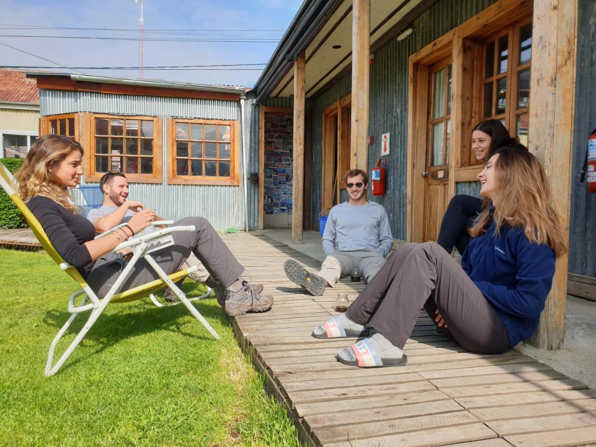Lo De Momo Alojamiento Turistico Hostel Ushuaia Kültér fotó
